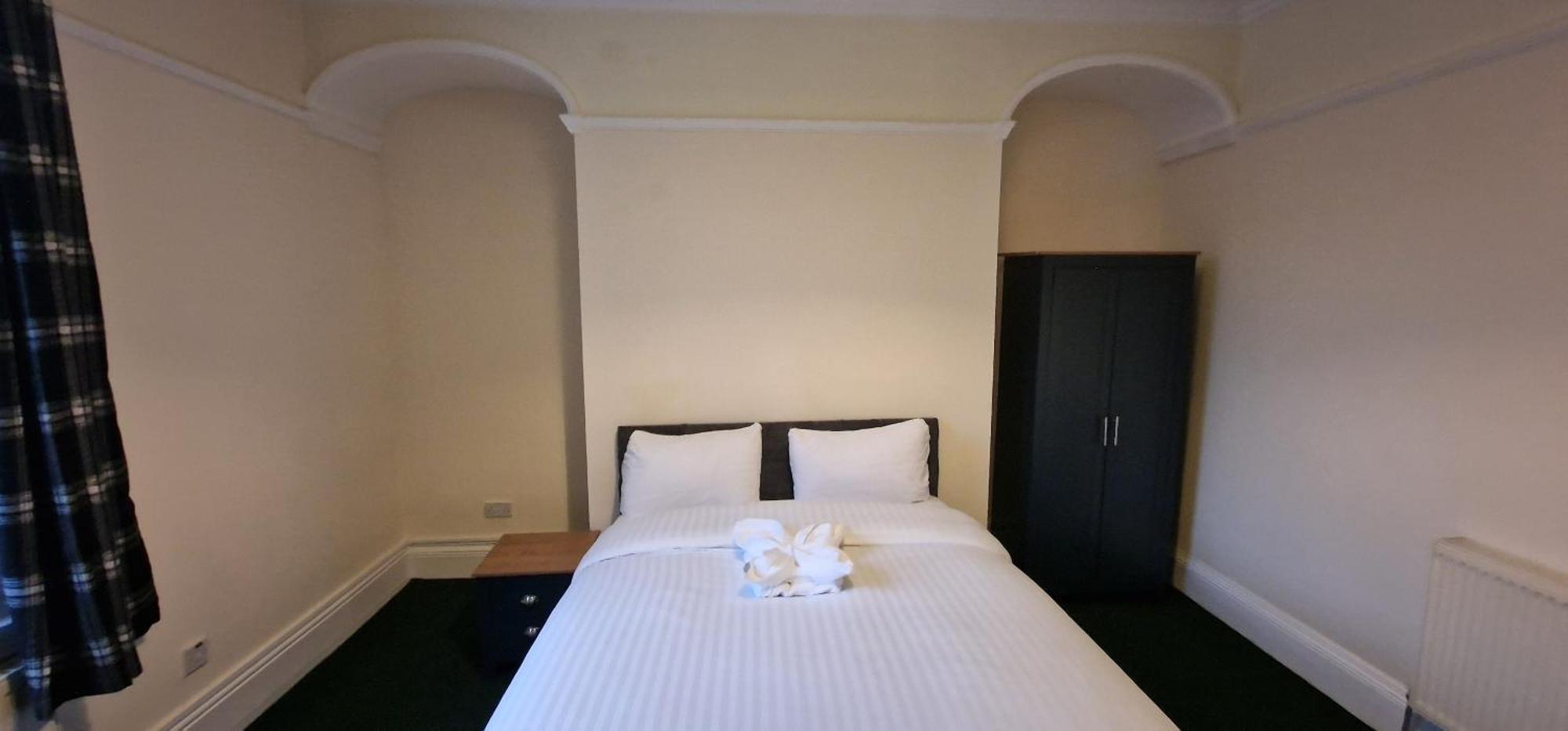 Self Check In Rooms Central Wakefield Ngoại thất bức ảnh